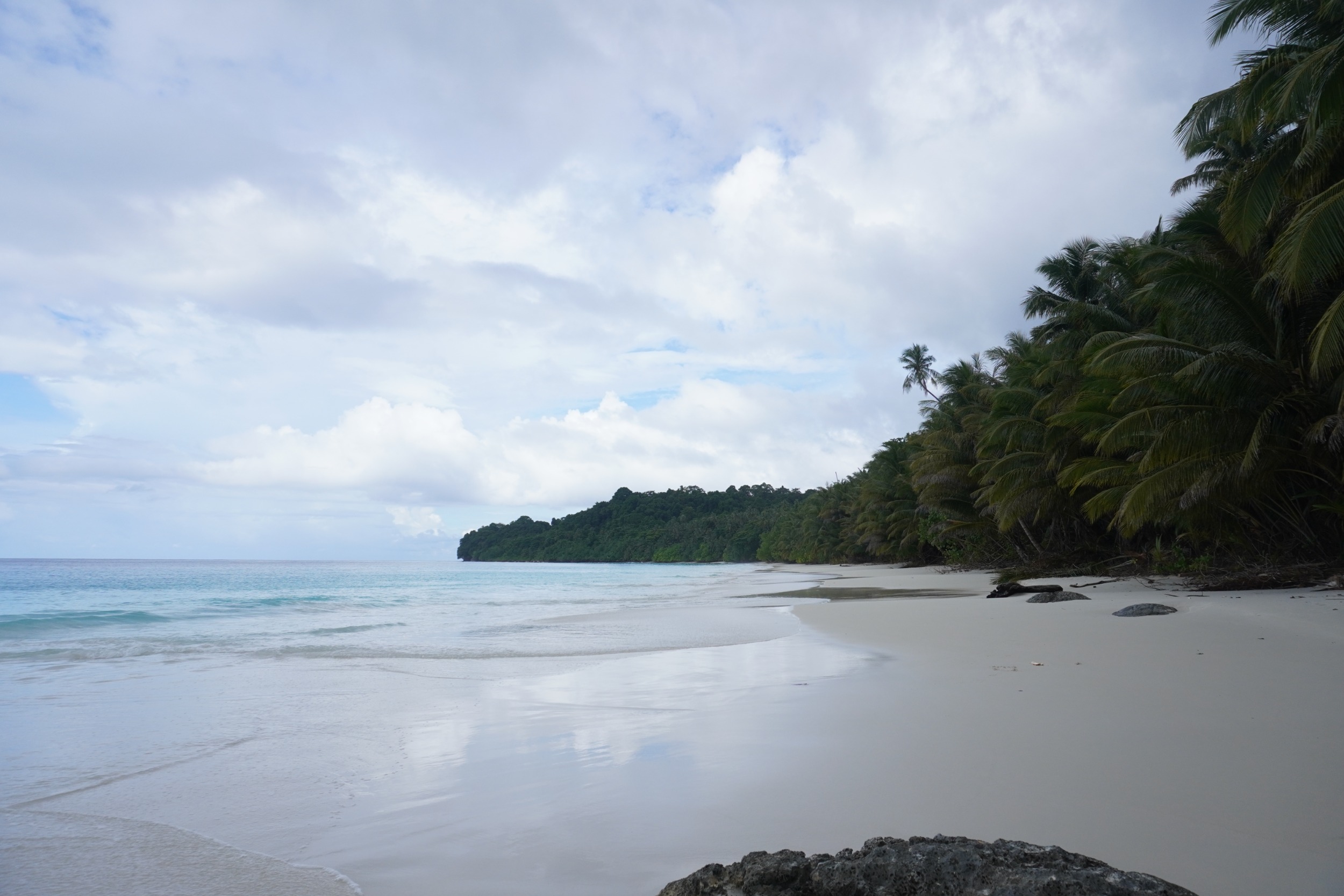 Mari Menjaga Kelestarian Alam Pulau Lasia Sebagai Detinasi Wisata Yang Masi Asri