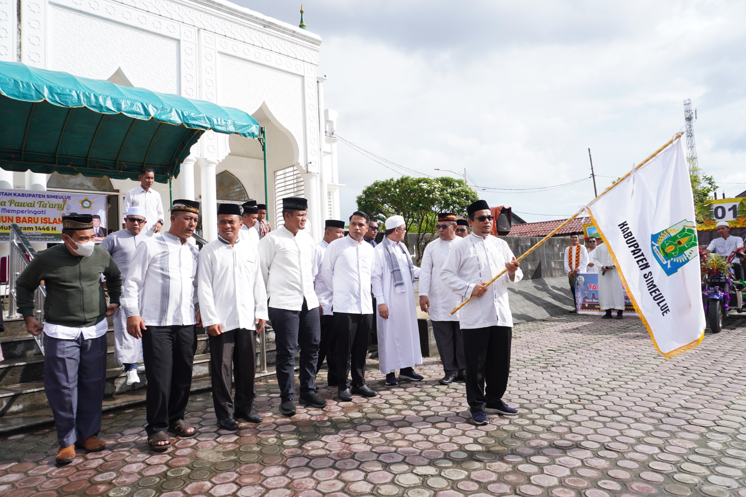 Pemerintah Kabupaten Simeulue Meriahkan Tahun Baru Islam 1 Muharram 1446 Hijriah adakan Lomba Pawai Ta'aruf Akbar