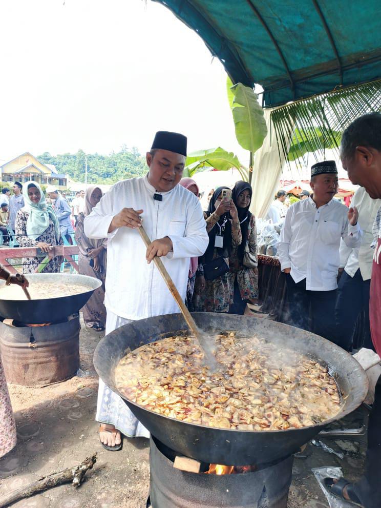 Simeulue Gelar Maulid dan Zikir Akbar, Kuah Beulangong Menambah Keistimewaan