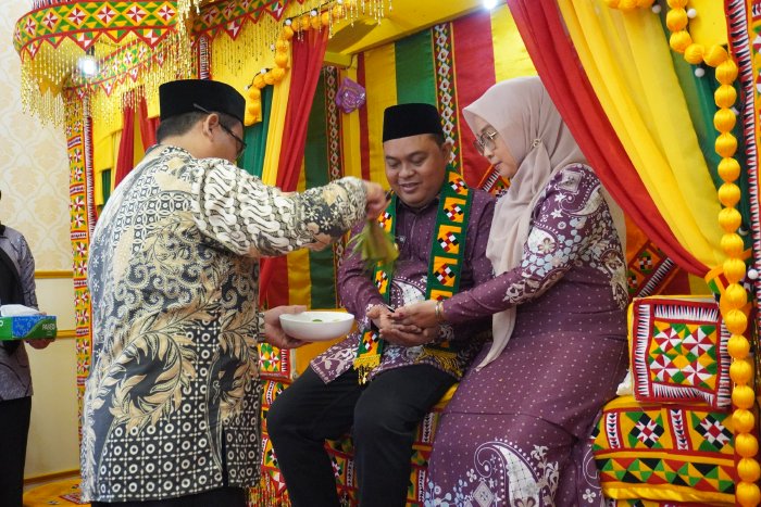 Peseujuk dan Temu Rama Pj. Bupati Teuku Reza Fahlevi dan Keluarga di Pendopo Bupati Simeulue