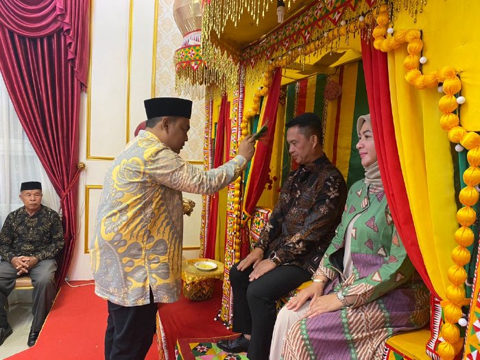 Pj Bupati Simeulue Lakukan Peusejuk dan Temu Ramah dengan Kasdam IM