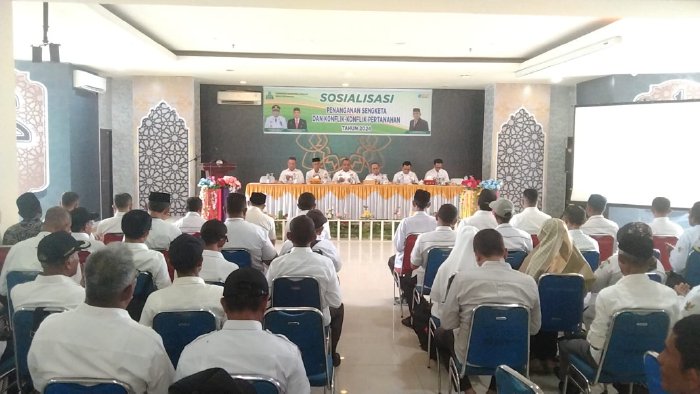 Pj Sekda Dodi Bas Buka Sosialisasi Penanganan Sengketa dan Konflik-Konflik Pertanahan
