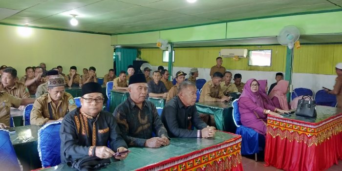 Pj Sekda Buka Kegiatan Pembinaan Hukum Adat untuk Perkuat Peradilan Adat di Kabupaten Simeulue