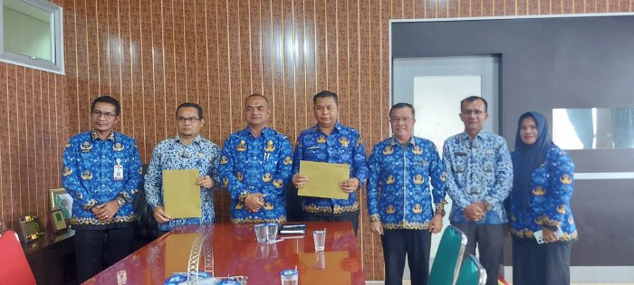 Teuku Reza Fahlevi Tunjuk Safrinudin Sebagai Plt. Kepala BKPSDM dan Romaidon Darma Plt. Kadis Kominsa