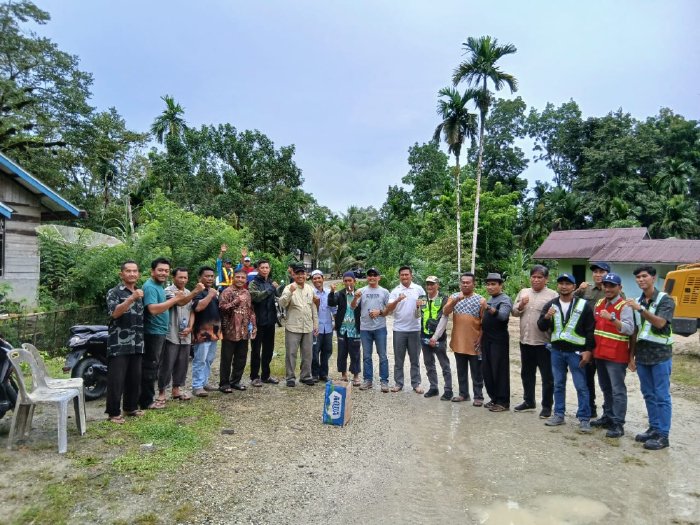 Wabup Nusar Amin Lakukan Groundbreaking Peningkatan Jalan Latitik - Kuala Bakti, Target Rampung Awal Oktober 2025